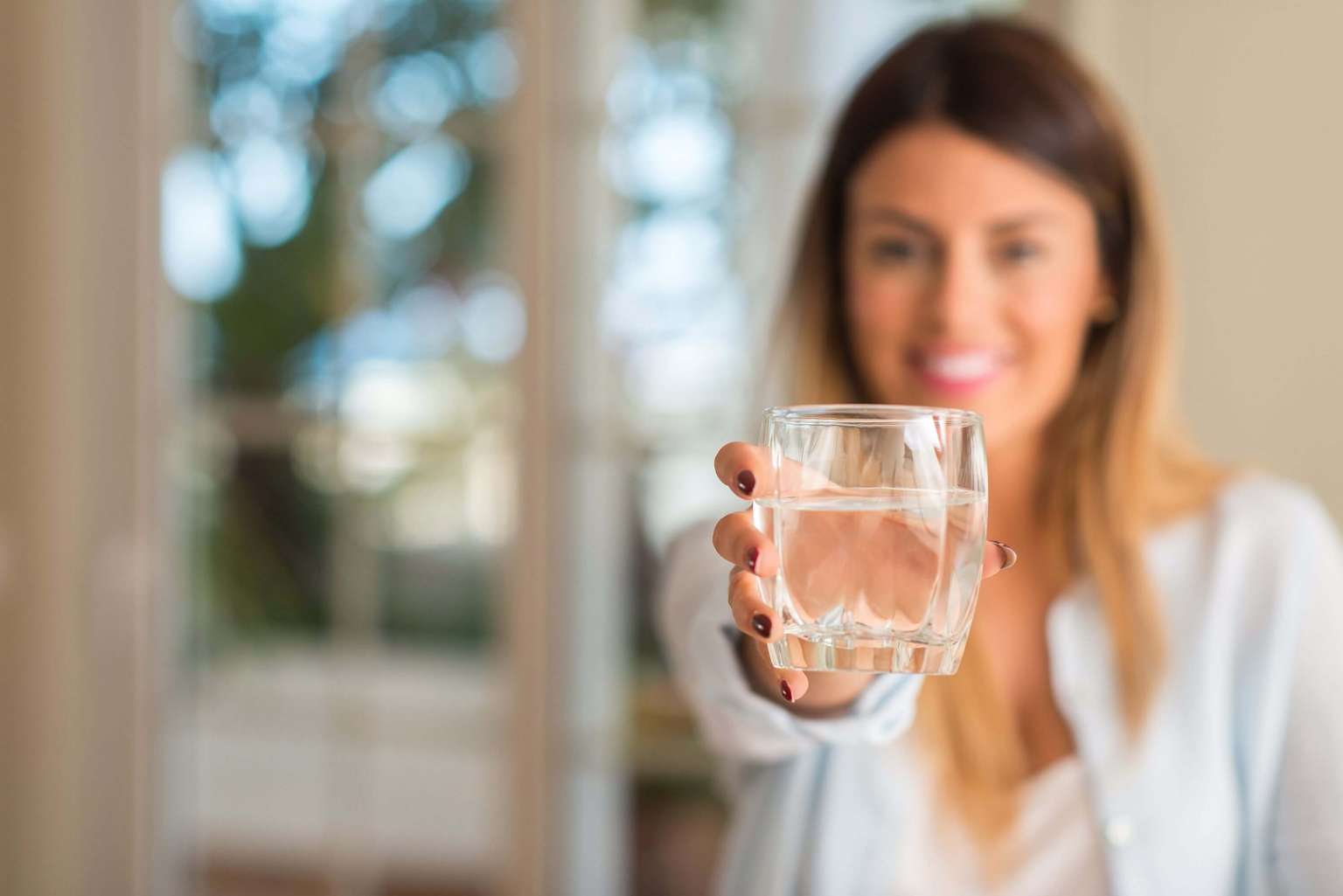 pressione-alta-bere-molto-fa-bene-acqua-fontenoce