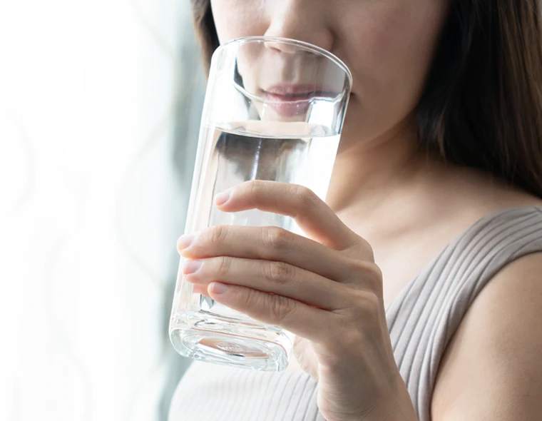 bere poca acqua e stimolare la sete