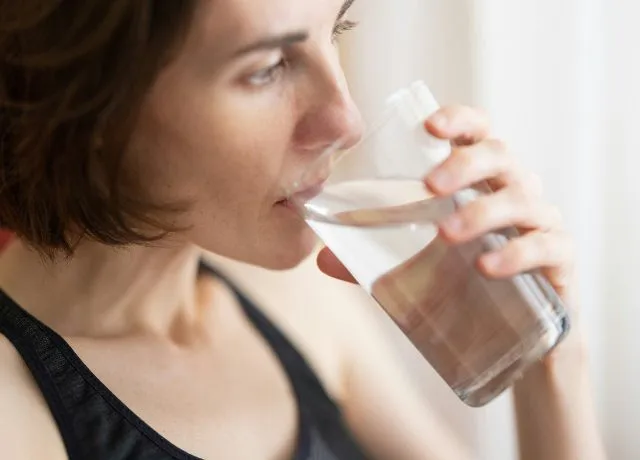 acqua povera di sali minerali 